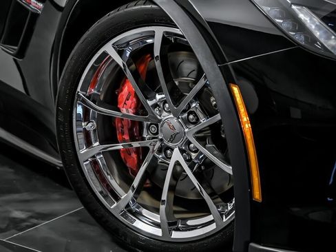 Used 2017 Chevrolet Corvette Grand Sport image 3