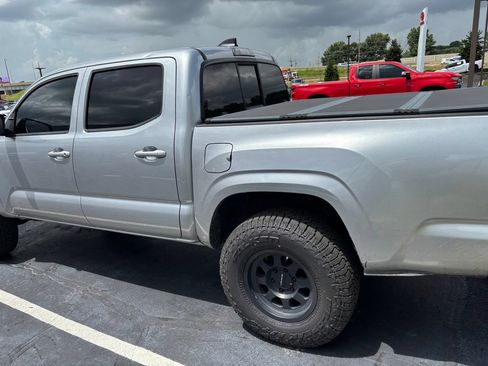 Certified 2022 Toyota Tacoma SR AWD/4WD image 11