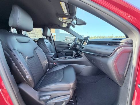 New 2026 Jeep Compass Latitude image 20