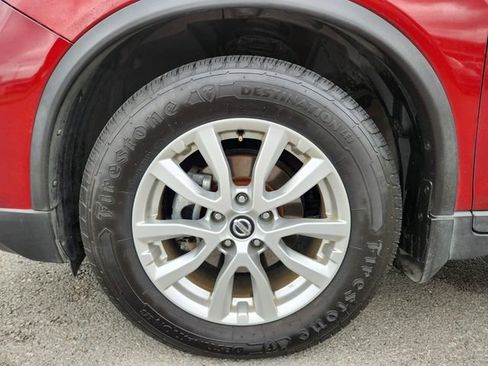 Used 2018 Nissan Rogue SV w/ Premium Package FWD image 20