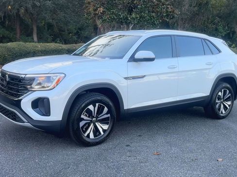 New 2026 Volkswagen Atlas Cross Sport SE image 4