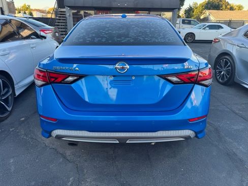 Used 2021 Nissan Sentra SR w/ SR Premium Package FWD image 5