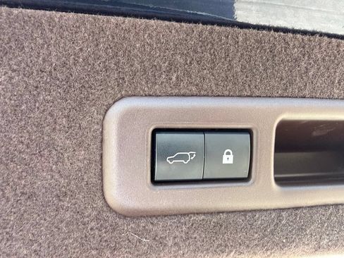 Used 2020 Lexus RX 350L Premium w/ Premium Package AWD/4WD image 6