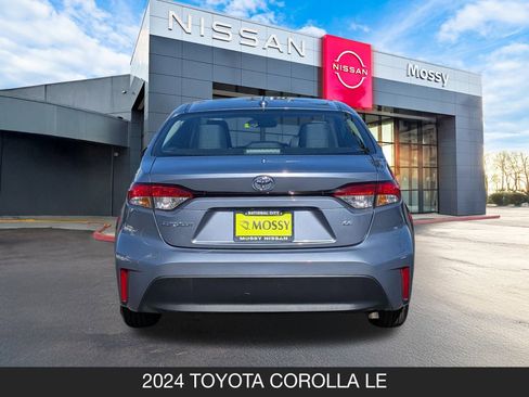 Used 2024 Toyota Corolla LE image 9