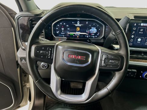 Used 2026 GMC Sierra 1500 SLE RWD image 9