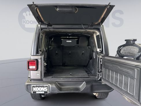 Used 2023 Jeep Wrangler Unlimited Sport AWD/4WD image 24