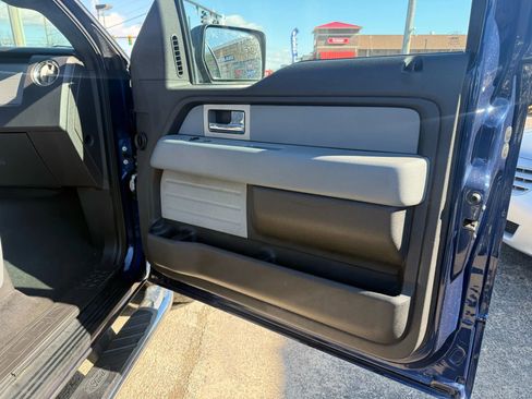 Used 2011 Ford F150 XLT w/ XLT Chrome Pkg image 20