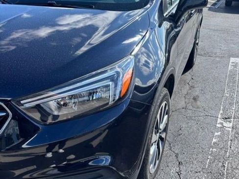 Used 2022 Buick Encore Preferred w/ Safety Package image 2