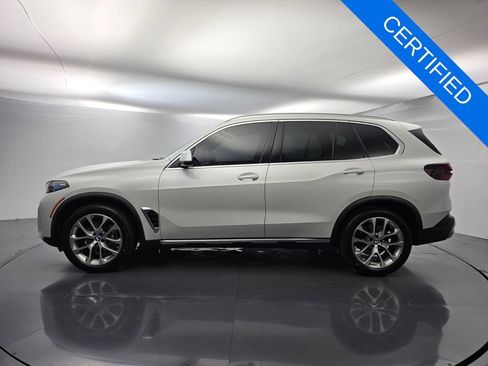 Certified 2024 BMW X5 sDrive40i w/ Premium Package RWD image 7