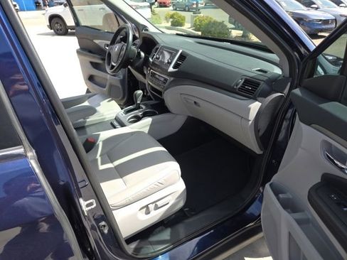 Certified 2019 Honda Ridgeline RTL image 19