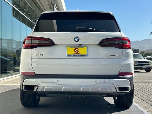 Used 2023 BMW X5 xDrive40i w/ Premium Package AWD/4WD image 4