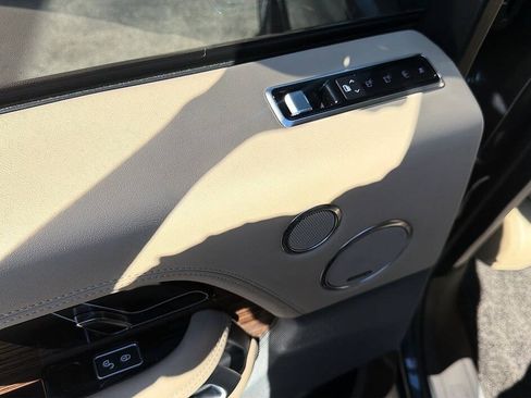 Used 2019 Land Rover Range Rover HSE AWD/4WD image 20