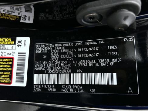 Used 2026 Toyota Sienna LE FWD image 24