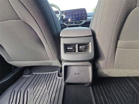 New 2026 Chevrolet Equinox EV LT w/ LPO, All-Weather Mat Package image 22