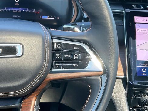 Used 2022 Jeep Grand Cherokee Summit AWD/4WD image 24