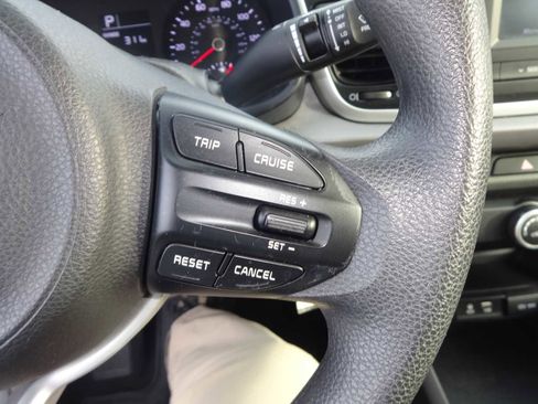 Used 2018 Kia Rio S image 15