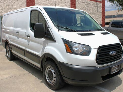Used 2019 Ford Transit 150 130 Low Roof RWD image 12