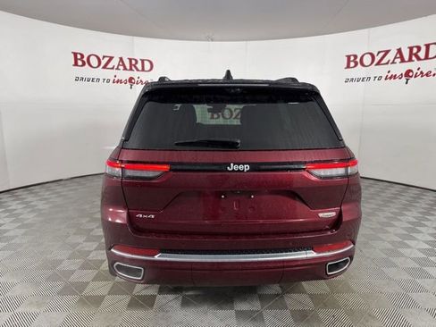 Used 2024 Jeep Grand Cherokee Summit image 7