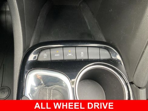 Used 2022 Buick Encore GX Select w/ Sport Touring Package AWD/4WD image 6