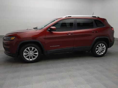 Used 2021 Jeep Cherokee Latitude FWD image 2