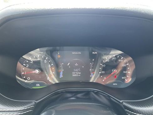 Used 2023 Jeep Compass Latitude AWD/4WD image 16