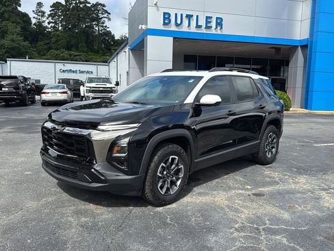 New 2025 Chevrolet Equinox ACTIV w/ Safety and Technology Package image 3