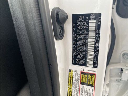 Certified 2023 Toyota Camry SE w/ Convenience Package image 32