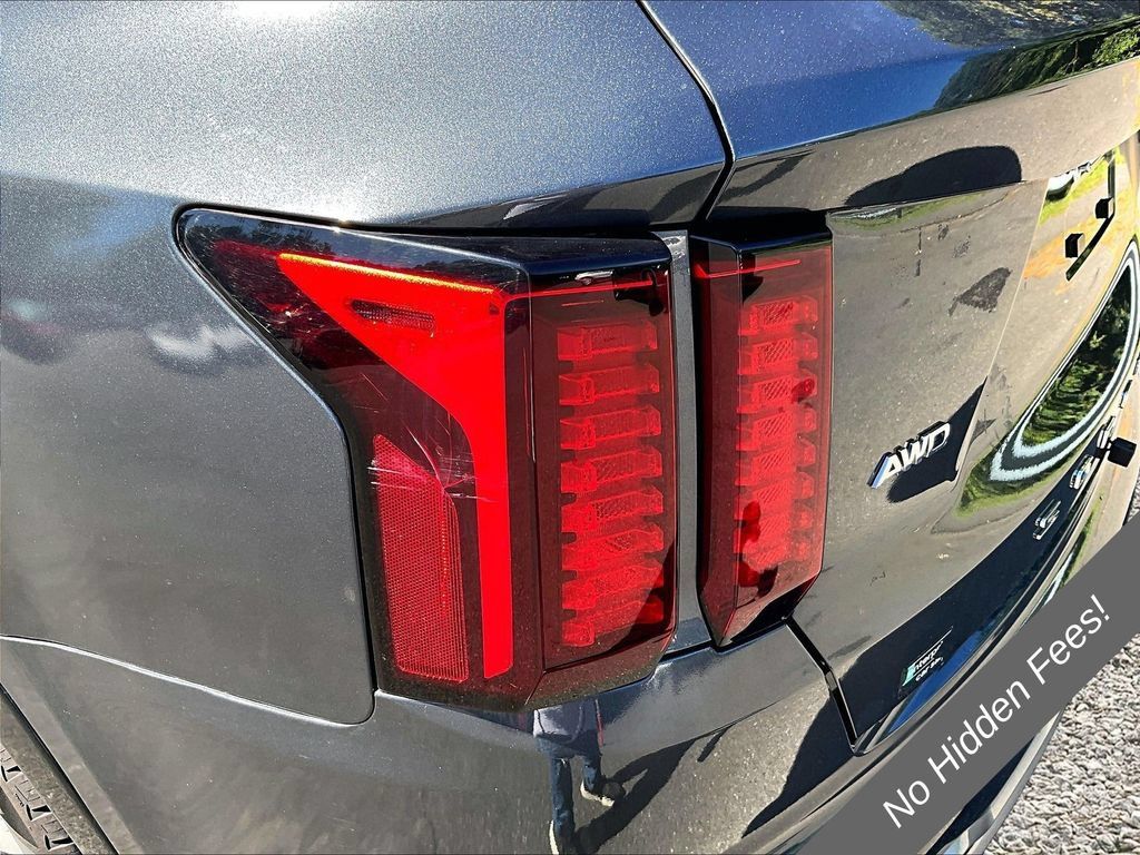 Used 2021 Kia Sorento EX AWD/4WD image 26