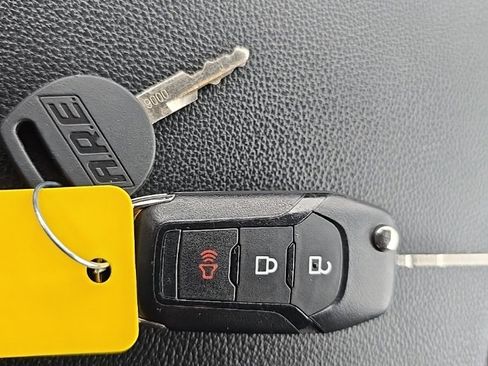 Used 2021 Ford F150 XLT w/ Equipment Group 301A Mid image 9