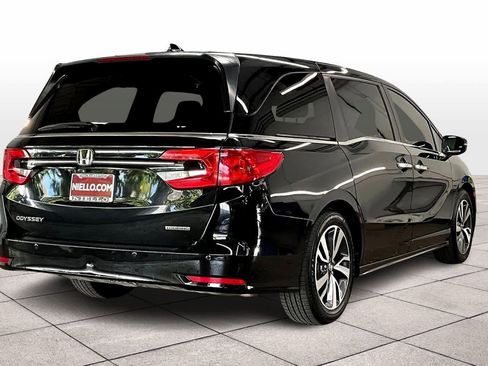 Used 2023 Honda Odyssey Touring image 16