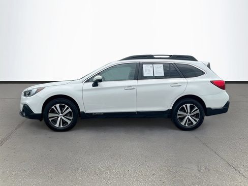 Used 2018 Subaru Outback 2.5i Limited AWD/4WD image 4