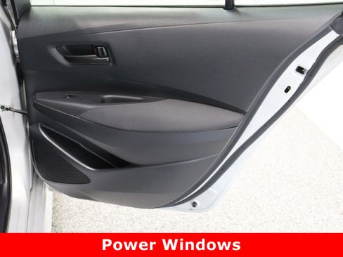 Used 2024 Toyota Corolla LE image 29