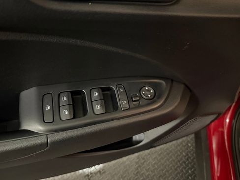 Certified 2023 Hyundai Venue SE image 23