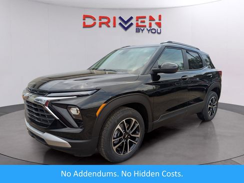 New 2026 Chevrolet TrailBlazer LT w/ Convenience Package image 1