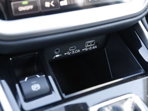 Used 2025 Subaru Outback Premium w/ Popular Package #1A image 28