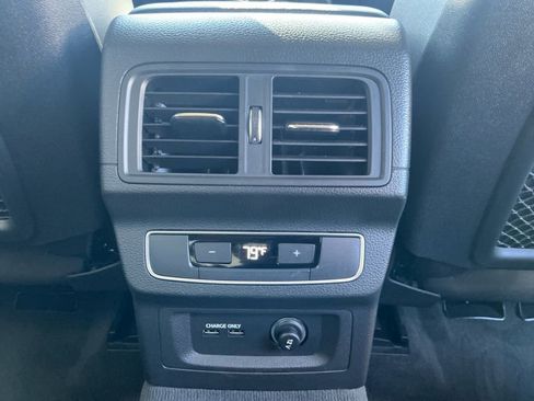Used 2022 Audi Q5 2.0T Premium w/ Convenience Package image 19