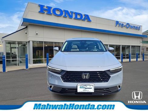 Used 2026 Honda Accord Touring image 2