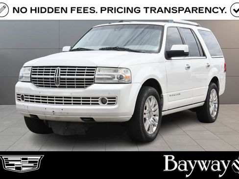 Used 2013 Lincoln Navigator 2WD w/ HD Trailer Tow Pkg image 1