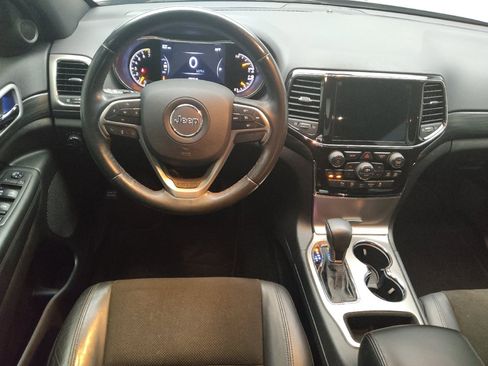 Used 2019 Jeep Grand Cherokee Altitude RWD image 22