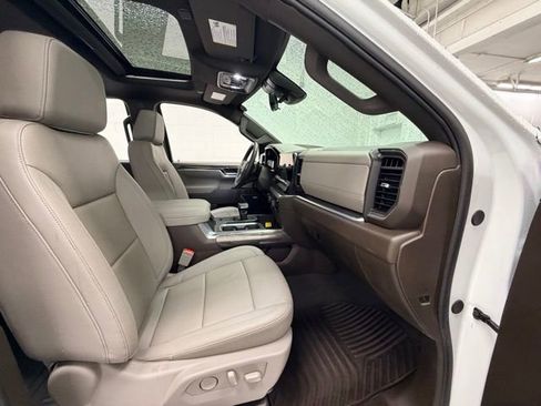 Certified 2025 Chevrolet Silverado 1500 LTZ w/ LTZ Premium Package AWD/4WD image 31