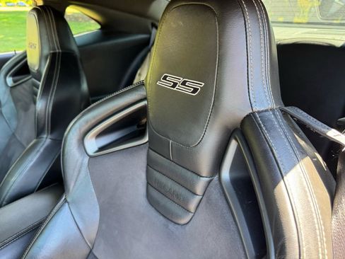 Used 2014 Chevrolet Camaro SS w/ SS Performance Package RWD image 14