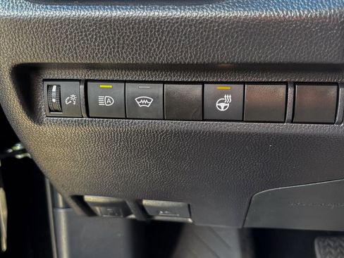 Used 2025 Toyota RAV4 XLE w/ Weather Package image 22