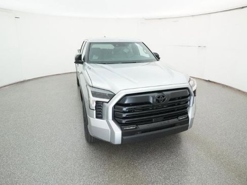 New 2026 Toyota Tundra Limited AWD/4WD image 15