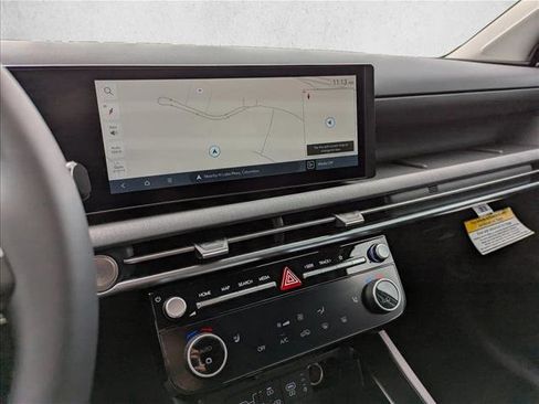Used 2026 Hyundai Tucson SEL FWD image 16
