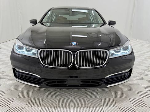 Used 2016 BMW 750i xDrive image 22
