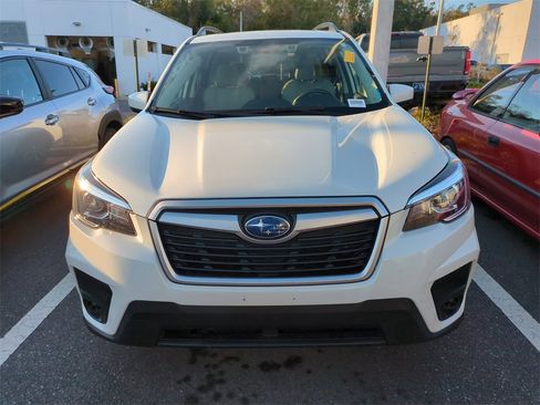 Used 2019 Subaru Forester Premium w/ All-Weather Package image 7
