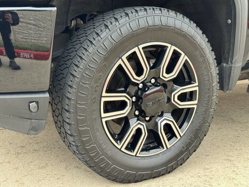 Used 2020 GMC Sierra 2500 AT4 w/ AT4 Premium Package image 34