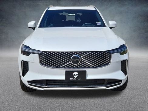 New 2025 Volvo XC90 B6 Ultra w/ Protection Package image 5