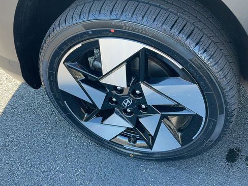 Certified 2024 Hyundai Kona Limited image 14