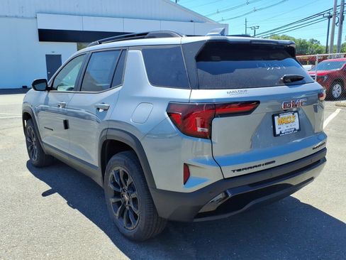 New 2026 GMC Terrain Elevation w/ Elevation Premium Package AWD/4WD image 4